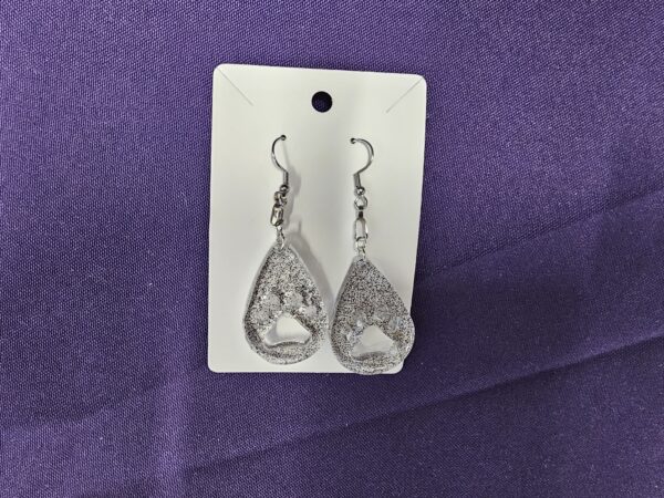 Epoxy Resin - Tear Drop Paw