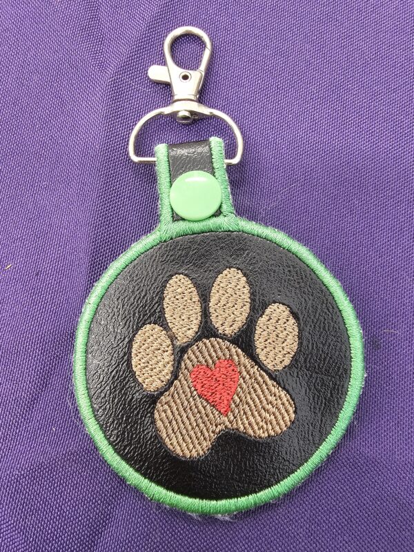 Paw Print Love Keychain - Image 2